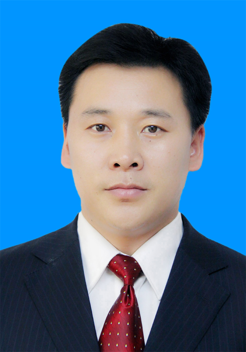 1712543999789292.jpeg 王青山校长证件照.jpg